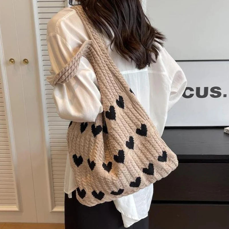 Woven Love Heart Knitted Shoulder Bag β Wool Tote for Women (Portable & Stylish | Daily Commuter & Student-Friendly)
