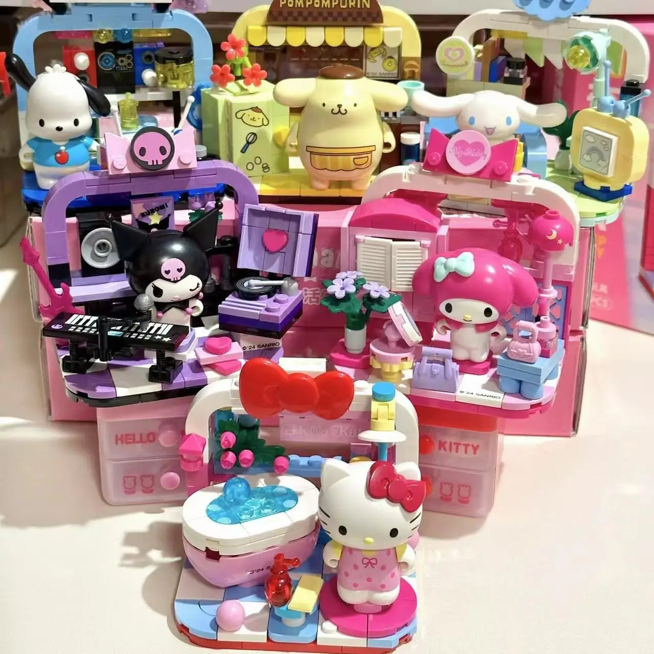 Sanrio DIY Assembly Model Building Block Toys Hello Kitty Kuromi My Melody Cinnamoroll Pochacco Cute Cartoon Doll Ornaments Toys